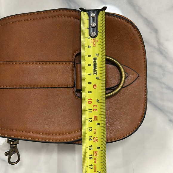 BNWOT Simply Noelle crossbody purse - Picture 4 of 7